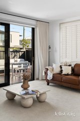 https://images.listonce.com.au/custom/160x/listings/19-gordon-street-newport-vic-3015/259/01978259_img_18.jpg?MMdmhDaG-zw