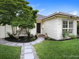 https://images.listonce.com.au/custom/160x/listings/19-graham-street-newport-vic-3015/786/01203786_img_01.jpg?VAErUsqLGtw