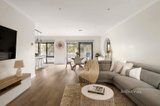 https://images.listonce.com.au/custom/160x/listings/19-greenwich-crescent-bundoora-vic-3083/888/01718888_img_03.jpg?JfIEzykAns8