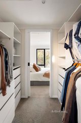 https://images.listonce.com.au/custom/160x/listings/19-greenwich-crescent-bundoora-vic-3083/888/01718888_img_16.jpg?rZQooHZUDJQ