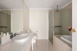 https://images.listonce.com.au/custom/160x/listings/19-greenwich-crescent-bundoora-vic-3083/888/01718888_img_19.jpg?AI5hj7jWYL8