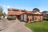 https://images.listonce.com.au/custom/160x/listings/19-gross-court-mount-waverley-vic-3149/390/01975390_img_10.jpg?8dKMOgMWyWM