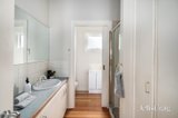 https://images.listonce.com.au/custom/160x/listings/19-hall-street-mckinnon-vic-3204/341/01815341_img_10.jpg?B3v8kazSQ3I