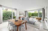 https://images.listonce.com.au/custom/160x/listings/19-hartington-street-elsternwick-vic-3185/527/01445527_img_07.jpg?_hmisyIaFa4