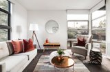 https://images.listonce.com.au/custom/160x/listings/19-heritage-court-macleod-vic-3085/700/01040700_img_04.jpg?fxBRLPgziXk