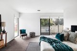 https://images.listonce.com.au/custom/160x/listings/19-heritage-court-macleod-vic-3085/700/01040700_img_16.jpg?Vl7hASS14rs