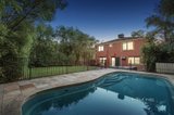 https://images.listonce.com.au/custom/160x/listings/19-hexham-street-warranwood-vic-3134/504/01320504_img_02.jpg?aW5uTTmp8PE