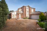 https://images.listonce.com.au/custom/160x/listings/19-hilledge-lane-mooroolbark-vic-3138/116/01834116_img_01.jpg?Lz1kXd3GoHs