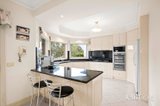 https://images.listonce.com.au/custom/160x/listings/19-hilledge-lane-mooroolbark-vic-3138/116/01834116_img_04.jpg?JXQ0yIIiUmU