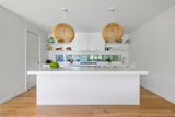 https://images.listonce.com.au/custom/160x/listings/19-hiskens-street-sorrento-vic-3943/390/01972390_img_16.jpg?p-3DTZwFcIM