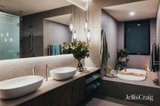 https://images.listonce.com.au/custom/160x/listings/19-hurst-drive-new-gisborne-vic-3438/923/01811923_img_03.jpg?AJBhM6kaanY