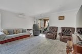 https://images.listonce.com.au/custom/160x/listings/19-illawara-drive-mickleham-vic-3064/362/01736362_img_08.jpg?5GrByHoWe0g