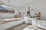 https://images.listonce.com.au/custom/160x/listings/19-illawara-drive-mickleham-vic-3064/362/01736362_img_09.jpg?jnQk9vnGdlc