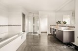 https://images.listonce.com.au/custom/160x/listings/19-james-avenue-aspendale-vic-3195/291/01901291_img_12.jpg?ikEmBJfTQrc