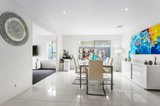 https://images.listonce.com.au/custom/160x/listings/19-james-avenue-aspendale-vic-3195/696/01127696_img_07.jpg?wRsLdN_jp9o