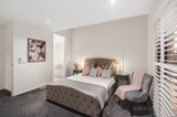 https://images.listonce.com.au/custom/160x/listings/19-james-avenue-kew-vic-3101/497/00792497_img_09.jpg?5uUfq6ZJS3Y