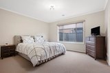 https://images.listonce.com.au/custom/160x/listings/19-jessie-evelyn-crescent-kyneton-vic-3444/321/01854321_img_04.jpg?QDbbnqThXTc