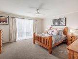 https://images.listonce.com.au/custom/160x/listings/19-kangaroo-terrace-south-morang-vic-3752/949/00984949_img_08.jpg?LuIL1vqtqAc