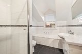 https://images.listonce.com.au/custom/160x/listings/19-katrina-avenue-murrumbeena-vic-3163/808/00629808_img_07.jpg?ZMKIVFXDHlc