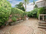 https://images.listonce.com.au/custom/160x/listings/19-kenwood-crescent-ringwood-vic-3134/368/00620368_img_03.jpg?uM_LcvAyBlk