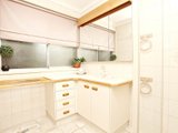 https://images.listonce.com.au/custom/160x/listings/19-kenwood-crescent-ringwood-vic-3134/368/00620368_img_05.jpg?Qx33Kp8y52w