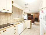 https://images.listonce.com.au/custom/160x/listings/19-kenwood-crescent-ringwood-vic-3134/368/00620368_img_07.jpg?wOBIA9aEqYE