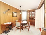 https://images.listonce.com.au/custom/160x/listings/19-kenwood-crescent-ringwood-vic-3134/368/00620368_img_09.jpg?GnBE3ldG43U