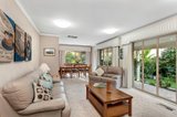 https://images.listonce.com.au/custom/160x/listings/19-kingston-street-mount-waverley-vic-3149/229/00328229_img_02.jpg?uDnZHkfmGzQ