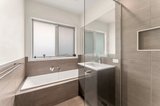 https://images.listonce.com.au/custom/160x/listings/19-leigh-road-croydon-vic-3136/093/01721093_img_02.jpg?fR535fTqQX4