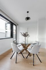 https://images.listonce.com.au/custom/160x/listings/19-lesden-street-bentleigh-east-vic-3165/386/01720386_img_06.jpg?rzZ59KYctkA