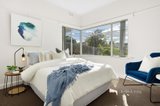 https://images.listonce.com.au/custom/160x/listings/19-loeman-street-strathmore-vic-3041/351/01521351_img_06.jpg?MzOjcVM-4Vo