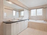 https://images.listonce.com.au/custom/160x/listings/19-macedon-court-templestowe-lower-vic-3107/256/01736256_img_10.jpg?XJwsjNOYeg4