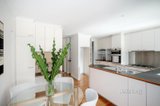 https://images.listonce.com.au/custom/160x/listings/19-madeline-street-glen-iris-vic-3146/321/01562321_img_19.jpg?mvQFq2RvUuo