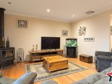 https://images.listonce.com.au/custom/160x/listings/19-mandl-close-lilydale-vic-3140/717/01524717_img_06.jpg?A7AR8XJNUA8