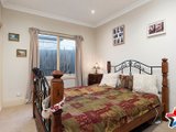 https://images.listonce.com.au/custom/160x/listings/19-mandl-close-lilydale-vic-3140/717/01524717_img_09.jpg?2oQTawvNCls