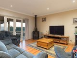 https://images.listonce.com.au/custom/160x/listings/19-mandl-close-lilydale-vic-3140/717/01524717_img_25.jpg?lG2eZuvDgSk