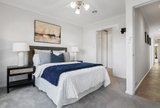 https://images.listonce.com.au/custom/160x/listings/19-mavista-avenue-glen-waverley-vic-3150/532/01931532_img_06.jpg?sq-RoJTM-RU