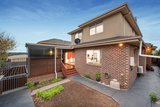 https://images.listonce.com.au/custom/160x/listings/19-melissa-street-strathmore-vic-3041/638/01574638_img_04.jpg?7iv37maCXS8