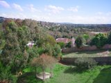https://images.listonce.com.au/custom/160x/listings/19-melville-avenue-newtown-vic-3220/674/01699674_img_09.jpg?C49gn70sBE8