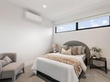 https://images.listonce.com.au/custom/160x/listings/19-meryl-street-doncaster-east-vic-3109/565/01637565_img_16.jpg?Cv6KQFLCTBY