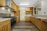 https://images.listonce.com.au/custom/160x/listings/19-mill-avenue-forest-hill-vic-3131/704/01903704_img_03.jpg?NP_NNRQ0LtY
