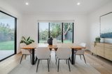 https://images.listonce.com.au/custom/160x/listings/19-mountain-view-road-nunawading-vic-3131/949/01627949_img_06.jpg?mljqGxgfmpg