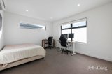 https://images.listonce.com.au/custom/160x/listings/19-moylan-street-bentleigh-east-vic-3165/934/01911934_img_11.jpg?9gh3klHhqPI