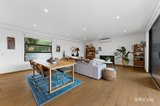 https://images.listonce.com.au/custom/160x/listings/19-moylan-street-bentleigh-east-vic-3165/961/01858961_img_03.jpg?6fJUf2cHs48