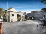 https://images.listonce.com.au/custom/160x/listings/19-nepean-highway-elsternwick-vic-3185/587/01793587_img_08.jpg?L2oisf5ITl0