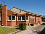 https://images.listonce.com.au/custom/160x/listings/19-norwood-street-herne-hill-vic-3218/467/01699467_img_01.jpg?5fsPHE_76SU