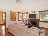 https://images.listonce.com.au/custom/160x/listings/19-norwood-street-herne-hill-vic-3218/467/01699467_img_02.jpg?jCQCjMvlrjE