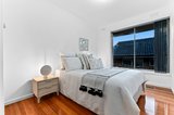https://images.listonce.com.au/custom/160x/listings/19-palm-beach-crescent-mount-waverley-vic-3149/967/01661967_img_11.jpg?-XdkdMgBYJE