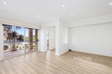https://images.listonce.com.au/custom/160x/listings/19-peakview-drive-viewbank-vic-3084/742/01815742_img_04.jpg?8QQtj82aApg