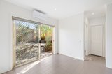 https://images.listonce.com.au/custom/160x/listings/19-peakview-drive-viewbank-vic-3084/742/01815742_img_07.jpg?pANEnhdQdXc